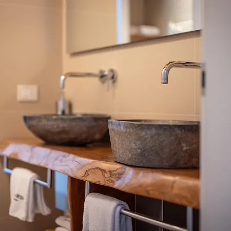 Leopardi 4s - Adults Only Torri Del Benaco