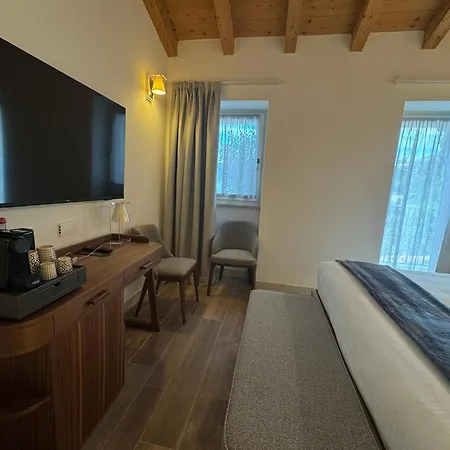 Leopardi 4s - Adults Only Torri Del Benaco