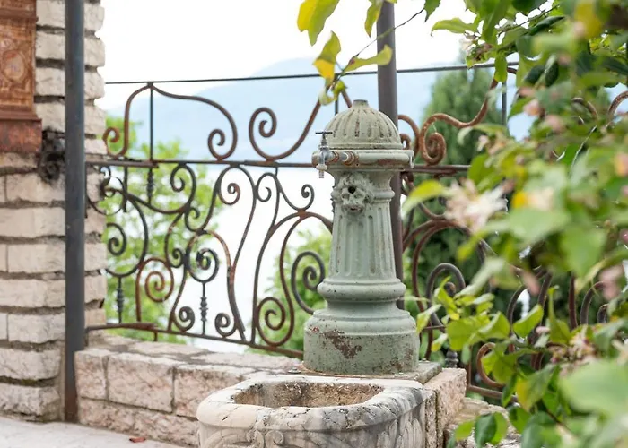 Leopardi 4s - Adults Only Hotel Torri Del Benaco